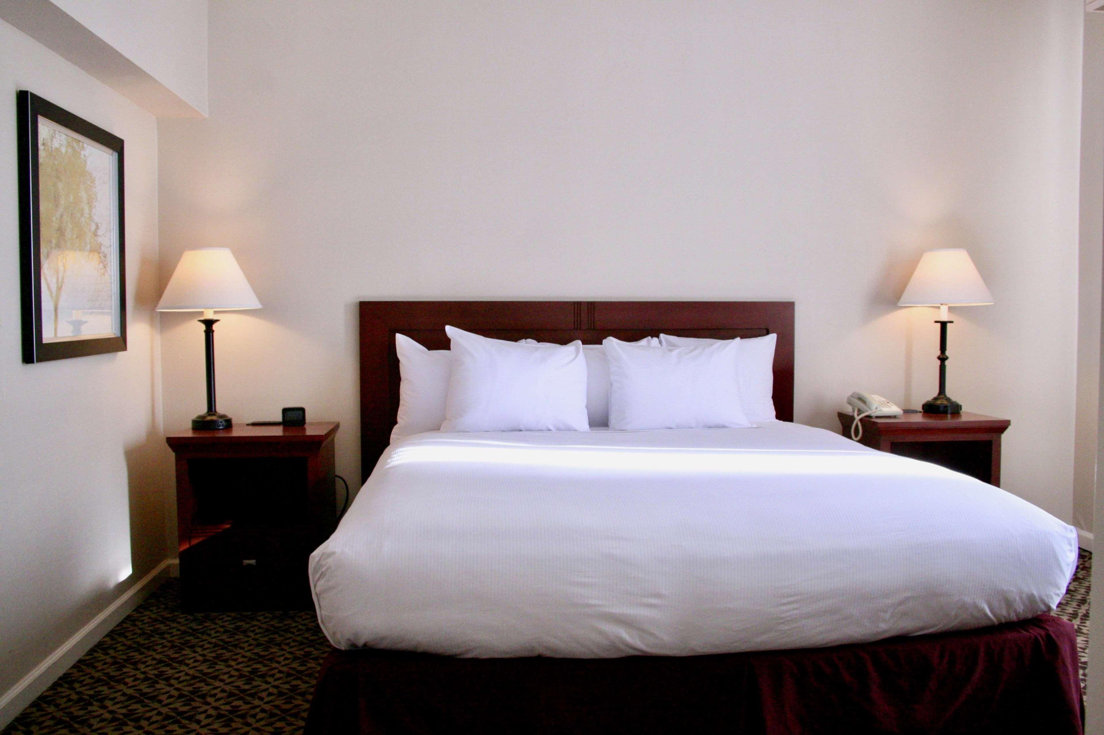 Doubletree Suites By Hilton Mount Laurel Dış mekan fotoğraf