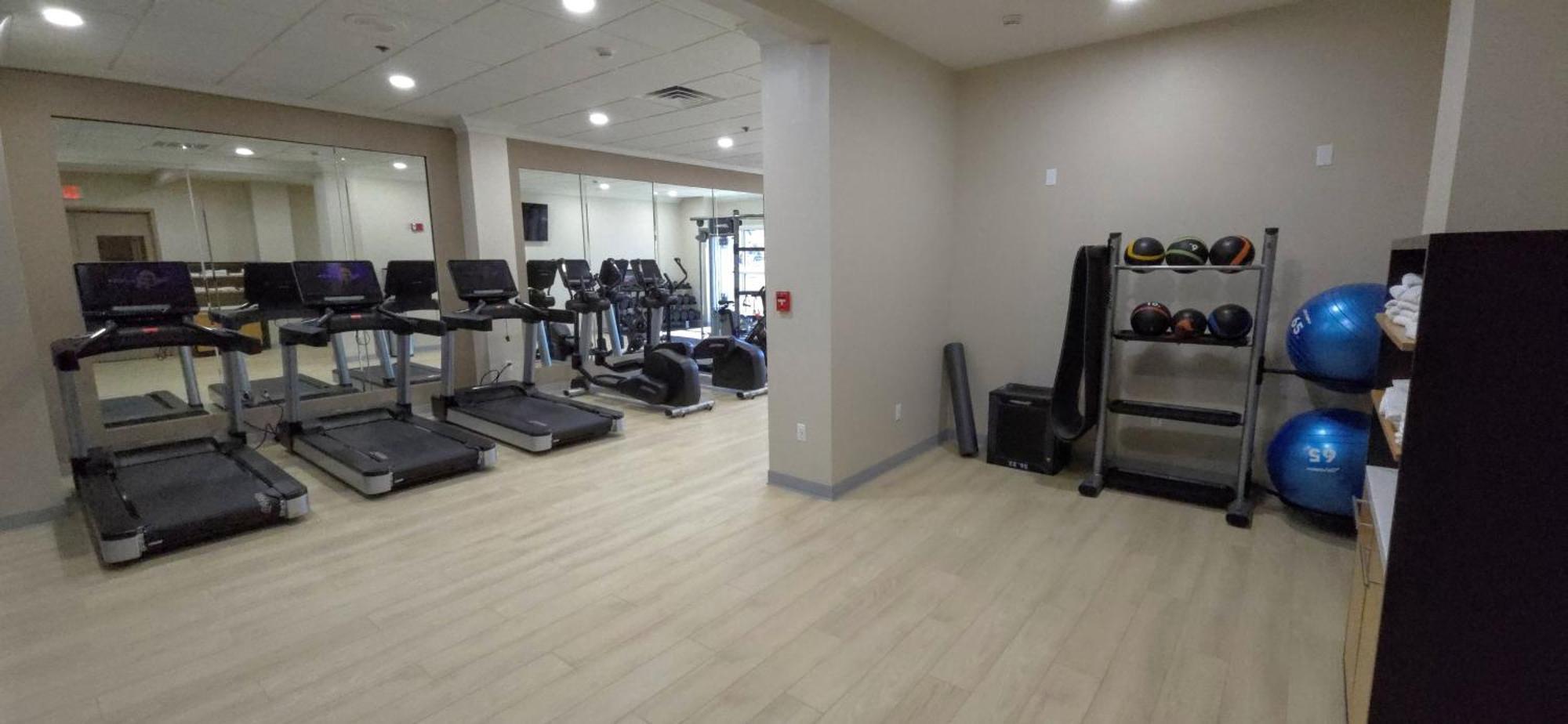 Doubletree Suites By Hilton Mount Laurel Dış mekan fotoğraf