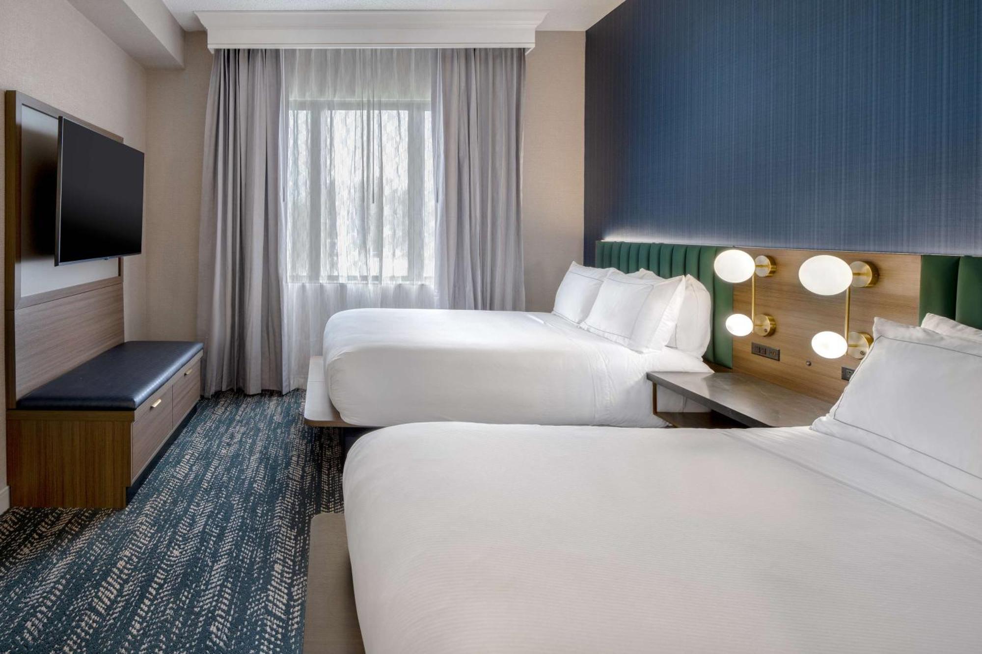 Doubletree Suites By Hilton Mount Laurel Dış mekan fotoğraf